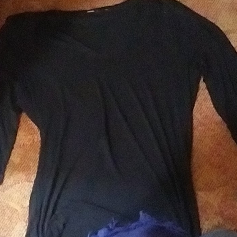 Black shirt